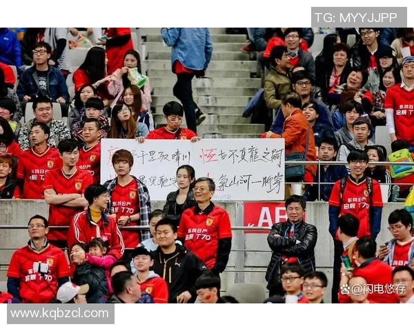 上港与贵州激战正酣比分悬念引发球迷热议与期待